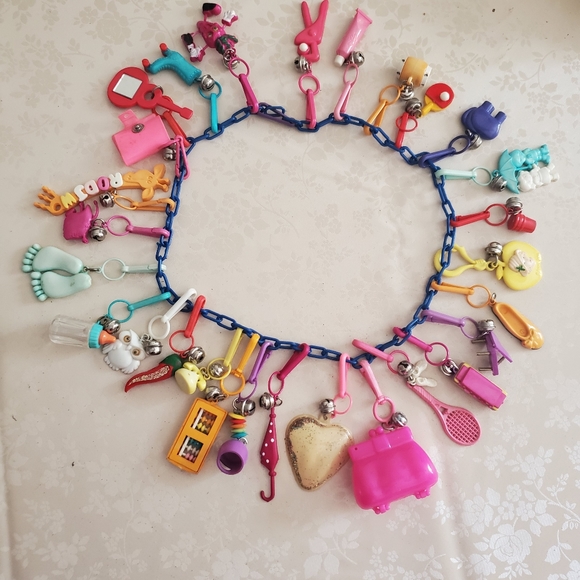 80s | Jewelry | Vintage 8s Plastic 